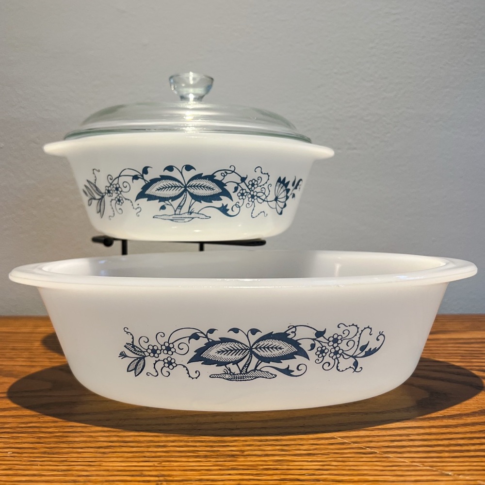 Vintage Glasbake Blue Onion 3pc Milkglass Bake Set 1 Qt Round & Oblong + Lid USA